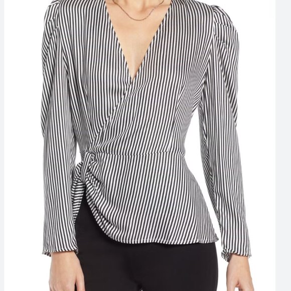 Women Something Navy Gathered Peplum V Neck Stripe Top Black White Size Small - Picture 1 of 11